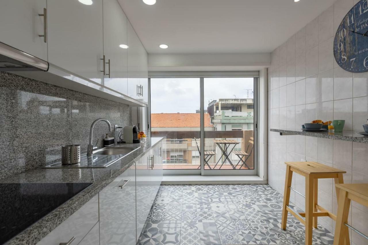 Trindade Sunny Downtown Apartment With Balcony & Ac Porto Ngoại thất bức ảnh