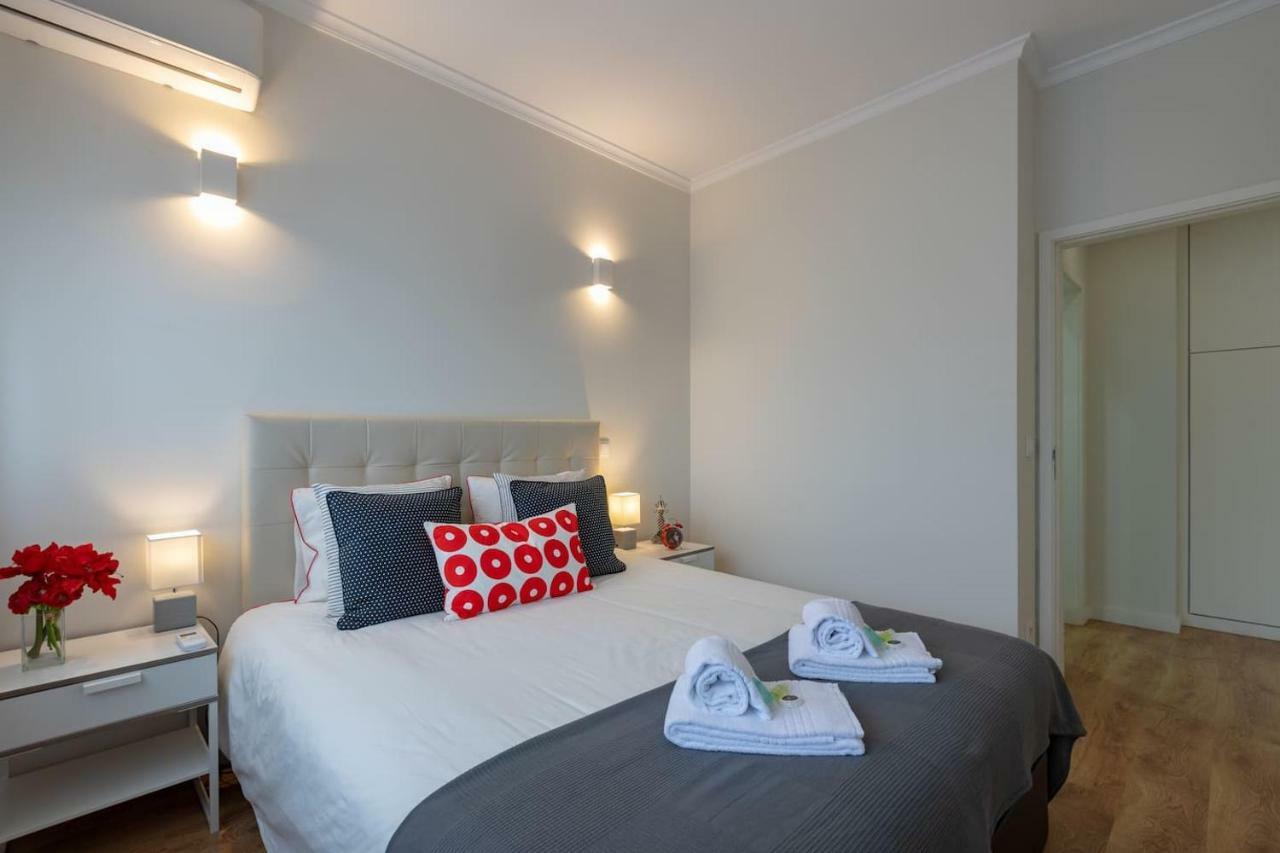 Trindade Sunny Downtown Apartment With Balcony & Ac Porto Ngoại thất bức ảnh